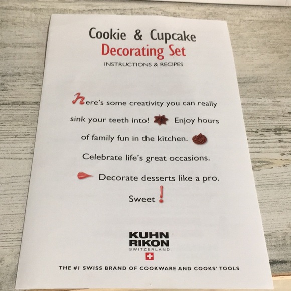 Kuhn Rikon Switzerland Cookie & Cupcake Decorating Set in original box - Picture 5 of 9